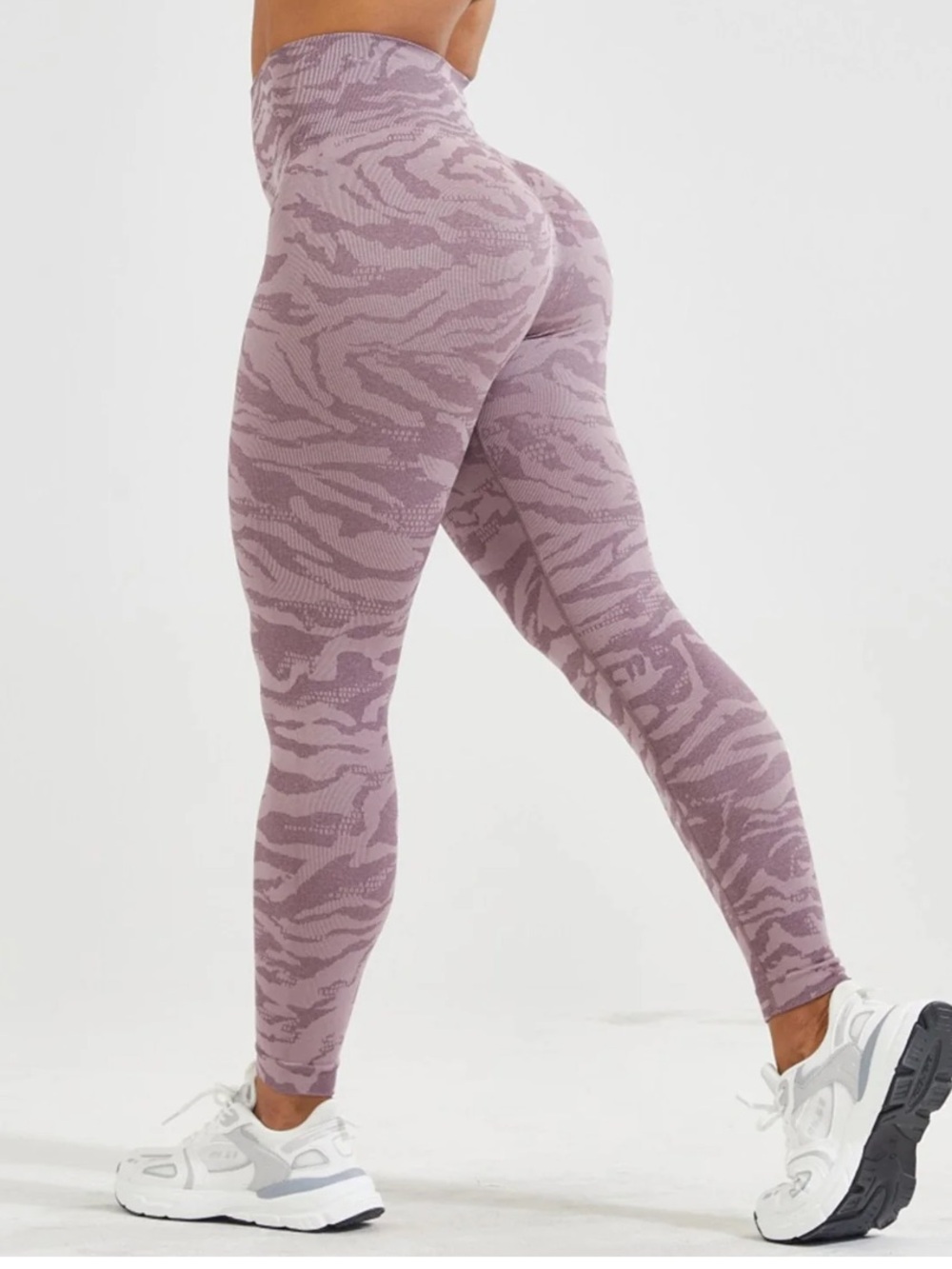 Gymsharks Women's High-Waist Seamless Leggings in Light Mauve Zebra